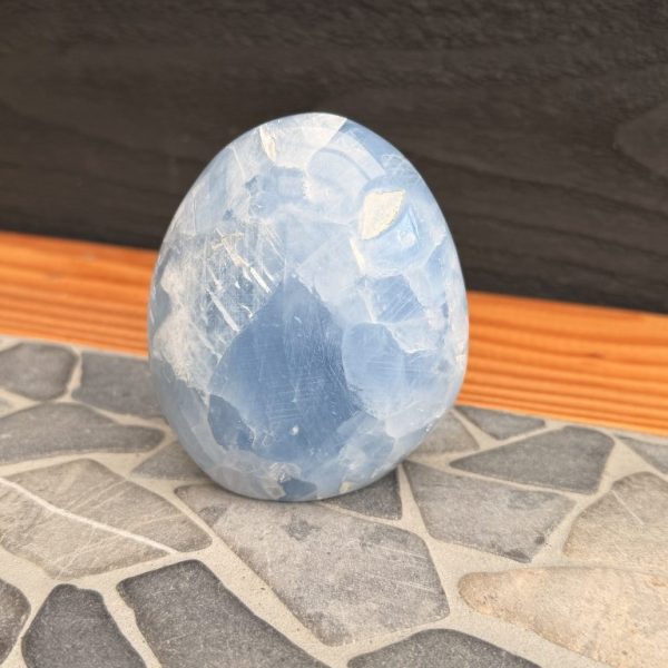 Blauwe calciet vrije vorm